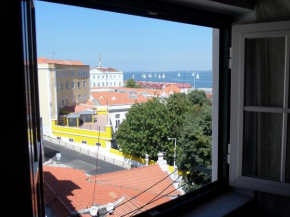  Alfama with a view  Лиссабон
